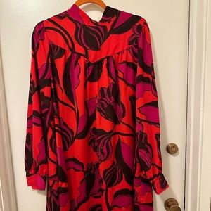 Gorgeous red print dress size L